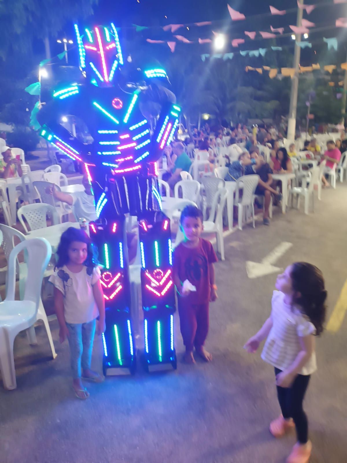 Robô de Led para eventos - Foto 2